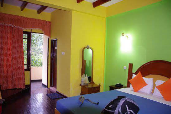 Slightly Chilled Hotel Nallathanniya Exterior foto