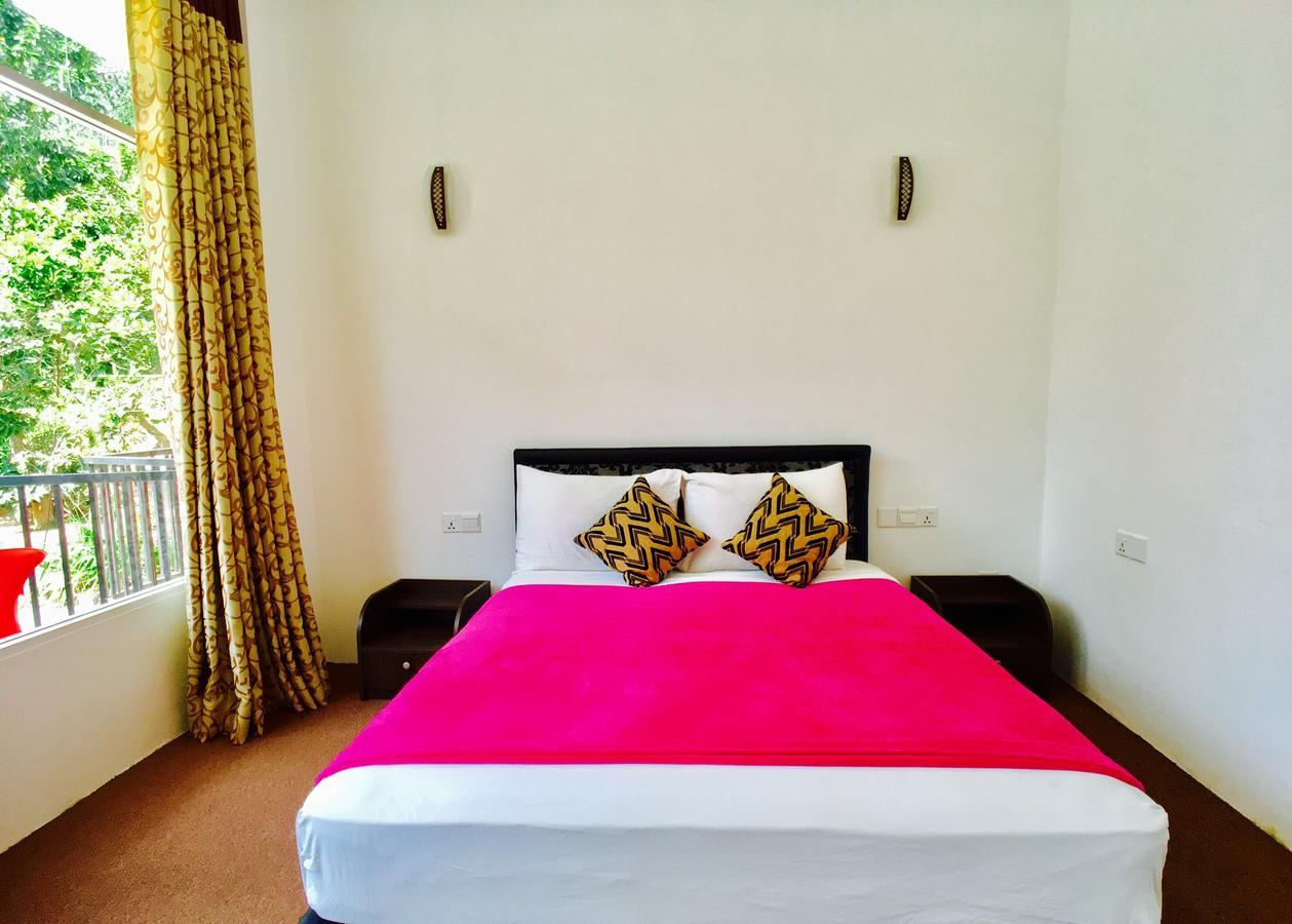 Slightly Chilled Hotel Nallathanniya Exterior foto
